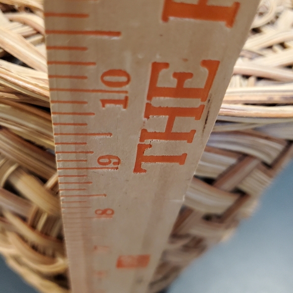 Vintage Norwegian Hand Woven Tall Round. Handled Basket With Lid About 13x10 - Picture 5 of 6